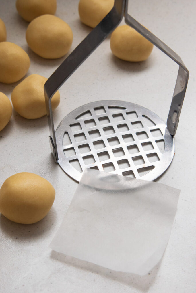 shortbread biscuits dough