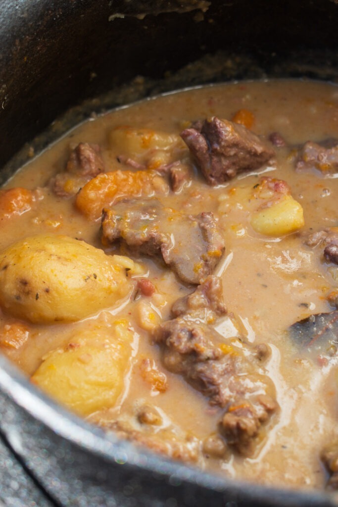 #bestbeefpotjie #beefpotjie #thebigtastybite